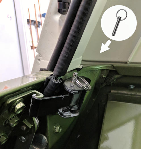 Experience the future of in-car sunshade systems with quick-release pin technology. Designed for everyday use, these quick-release pins allow for rapid adjustment and removal of the sunshade while ensuring a secure lock.